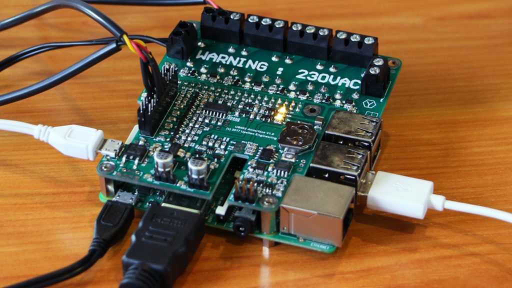 BioControle – A Raspberry Pi Based Green house Control Center BioControle – A Raspberry Pi Based Green house Control Center
