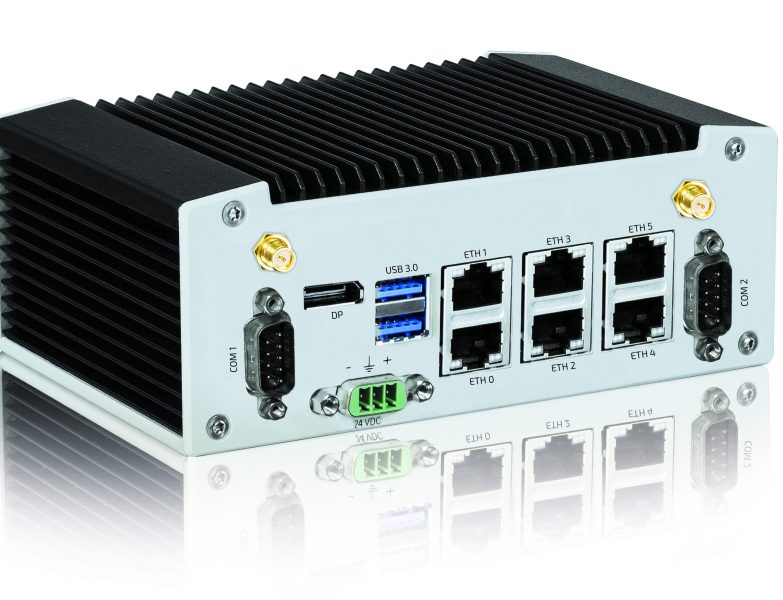Embedded Linux system has five GbE ports for TSN Embedded Linux system has five GbE ports for TSN