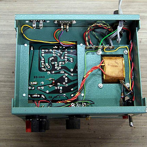 04 - Heathkit EU41A bottom.jpg