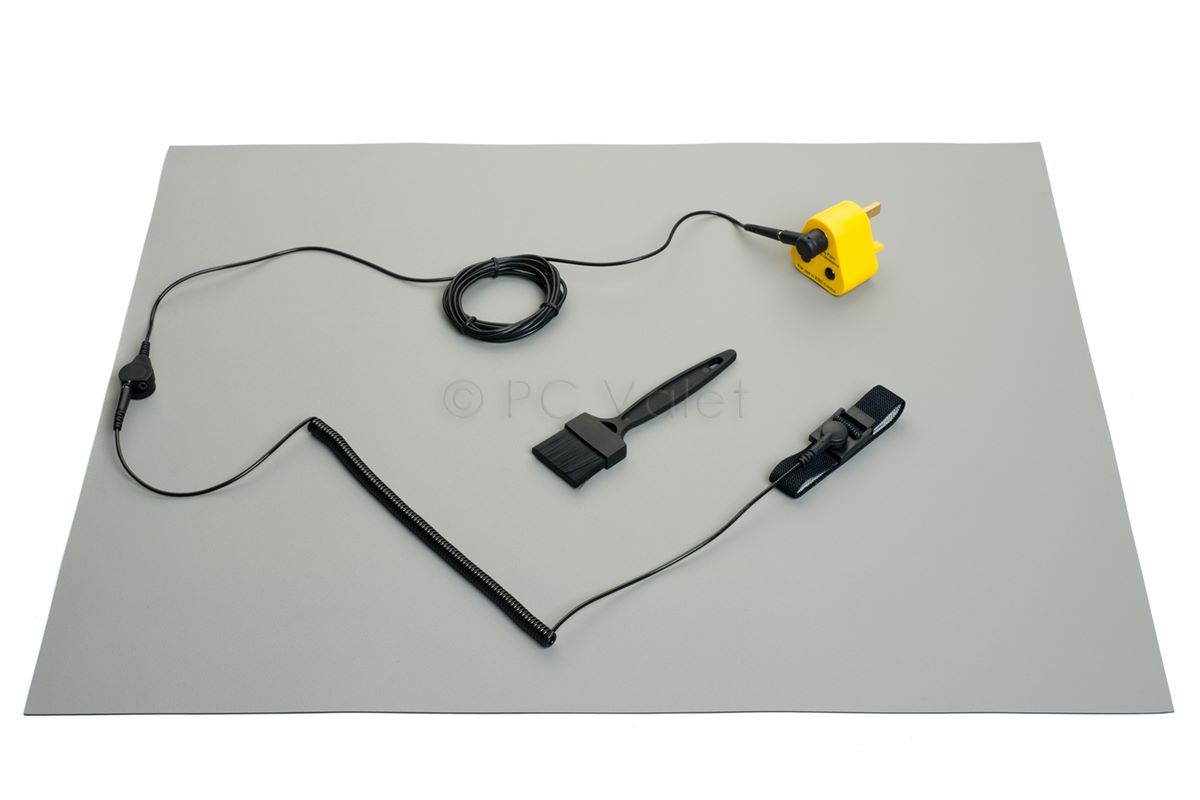 ThickBox_pcvalet-uk-mat-kit-grey.jpg