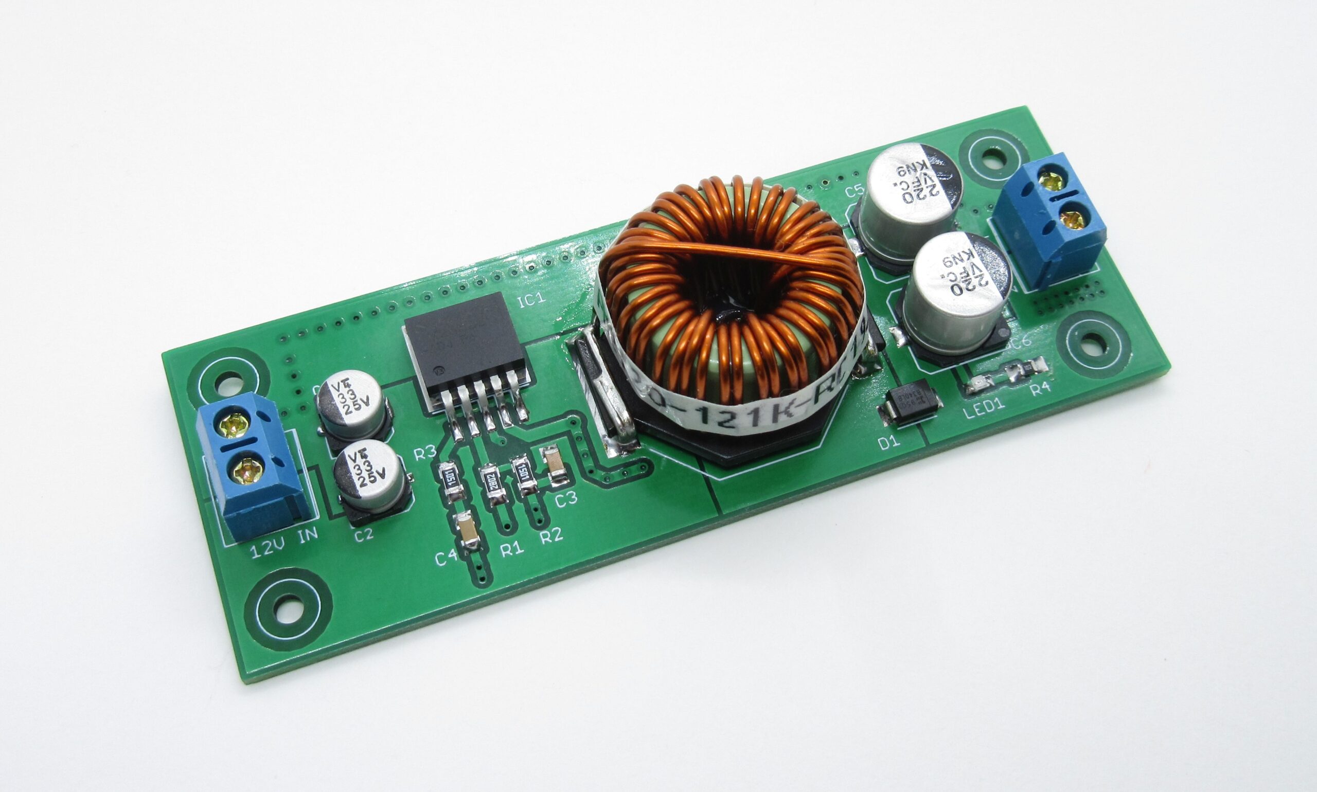 12V to 24V @ 1A Step-up switching regulator using LM2585