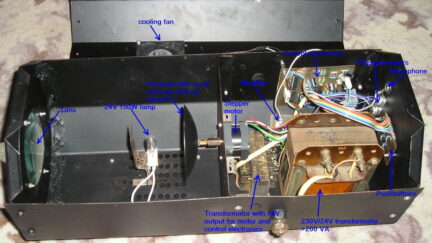 PIC16F84A discolight effect with bass beat control