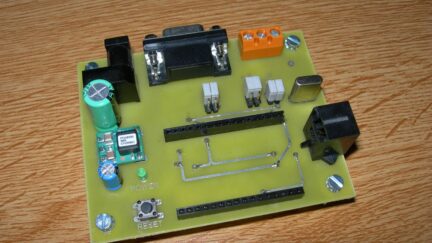 MCS08DZ60 Evaluation Board