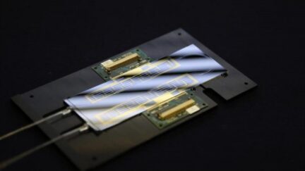Fully reprogrammable optical chip developed
