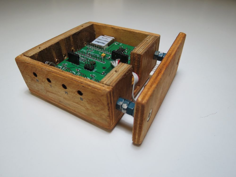 A Xively AMbient QUality MOnitor built on ATmega328