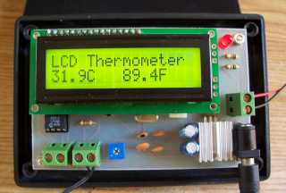 89S52 Thermistor Thermometer: LCD version