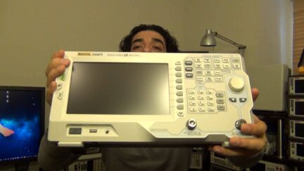 Rigol DSA875-TG 9kHz – 7.5GHz Spectrum Analyzer & Tracking Generator Review, Teardown & Experiments