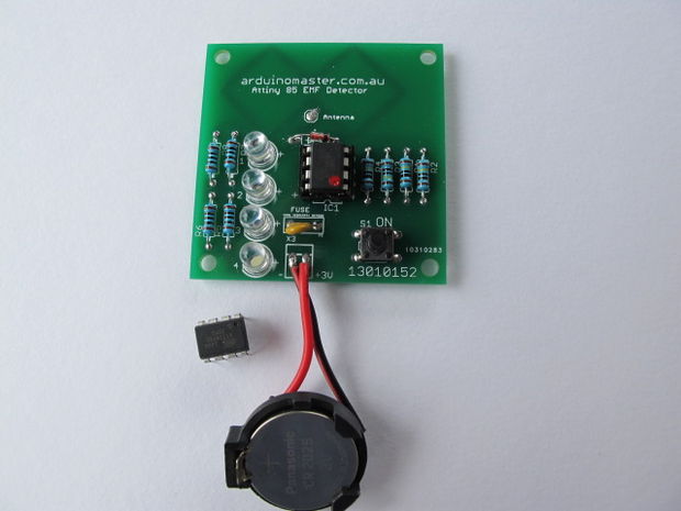 ATtiny 85 EMF detector