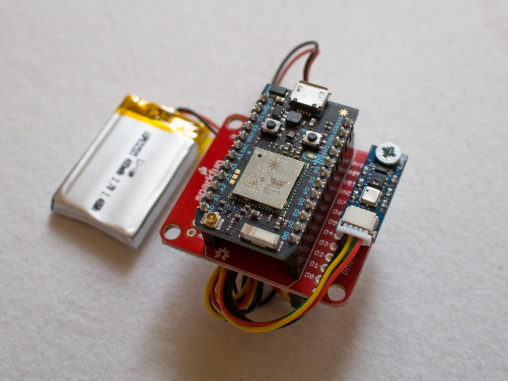 Solar powered Particle Photon environment monitor