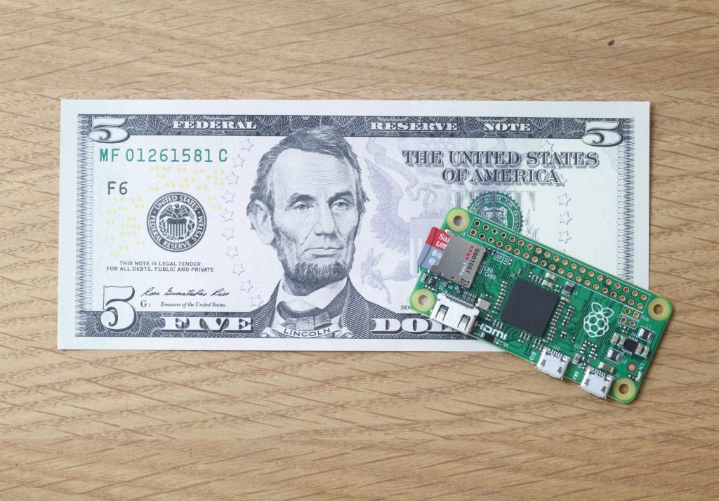 Raspberry Pi Zero: the $5 computer Raspberry Pi Zero: the $5 computer