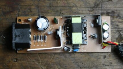 SparkFun: A look inside some common power supplies