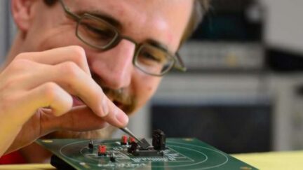 Open-source microprocessor