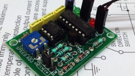 DC Motor Speed and Direction Controller using L293D