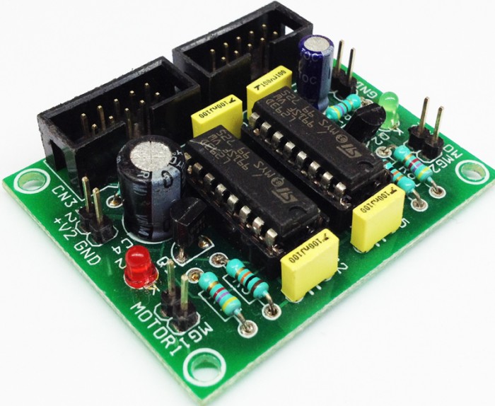 Dual DC Motor driver using two L293D