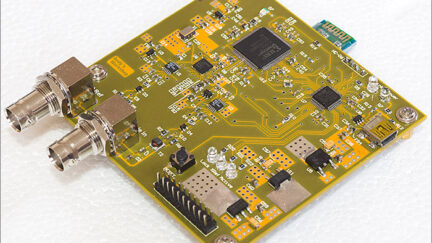 Nanocounter: Frequency Counter with an Android Interface