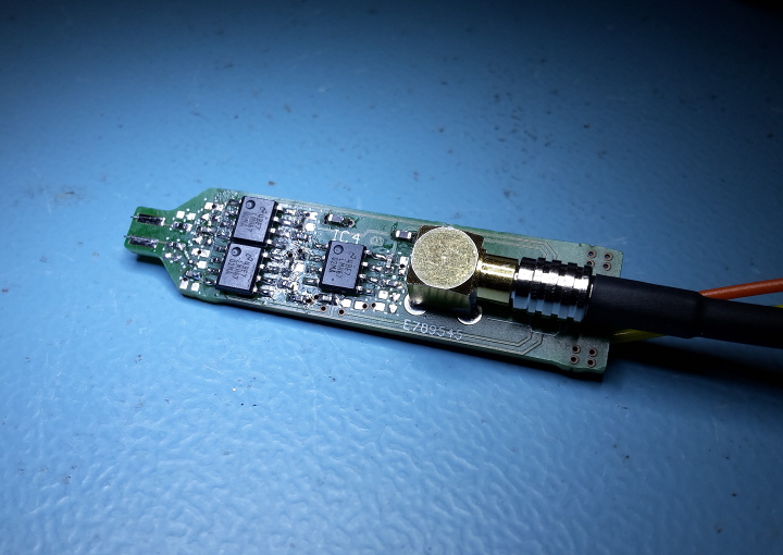 An almost-GHz active differential oscilloscope probe