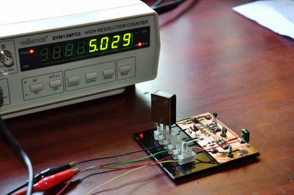Simple crystal tester Simple crystal tester