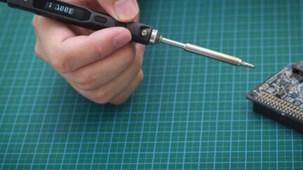 Seeed Studio miniature soldering iron – Review