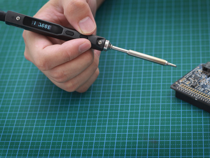 Seeed Studio miniature soldering iron – Review Seeed Studio miniature soldering iron – Review