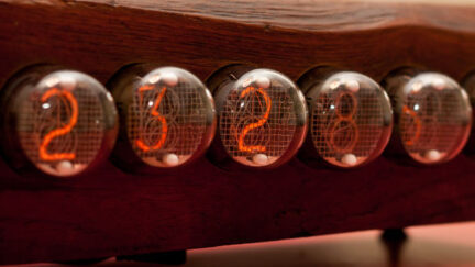 IN-4 Nixie Clock using ATmega168