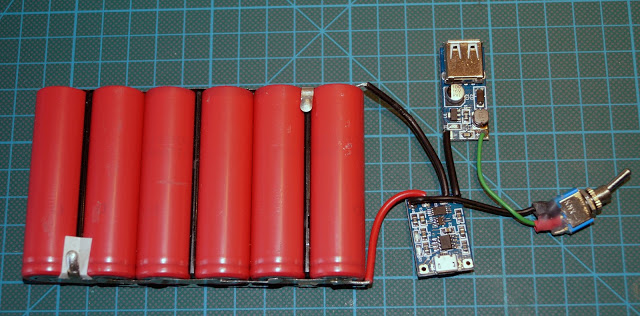 DIY USB power bank from laptop battery