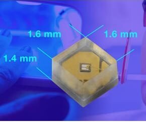 Mid-power UV LED operates at 365 nm