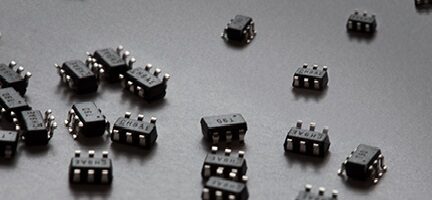 Atmel ATtiny417/814/816/817 Include Core Independent Peripherals (CIPs)