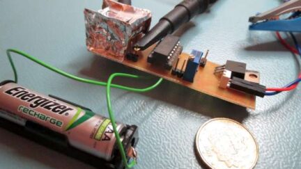 Semiconductor radioactivity detector
