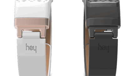 Send Touch Over Distance With HEY Bracelet