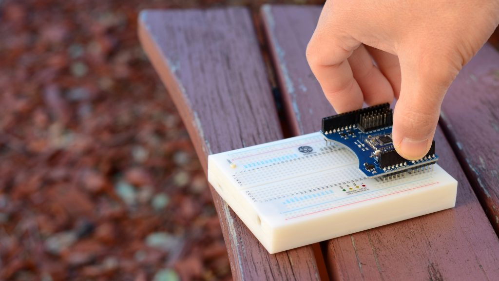 STEMTera, Arduino Compatible Built-In Breadboard STEMTera, Arduino Compatible Built-In Breadboard