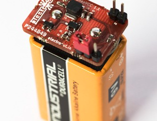 snapVCC – A snap-on regulated 3.3 V/5 V power supply