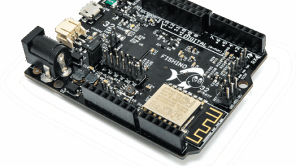 A 32-BIT FISHINO board with WiFi, SD card, RTC, audio codec, LiPo and more