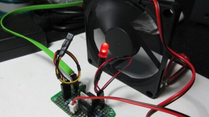 Temperature Controlled Fan With LED Status