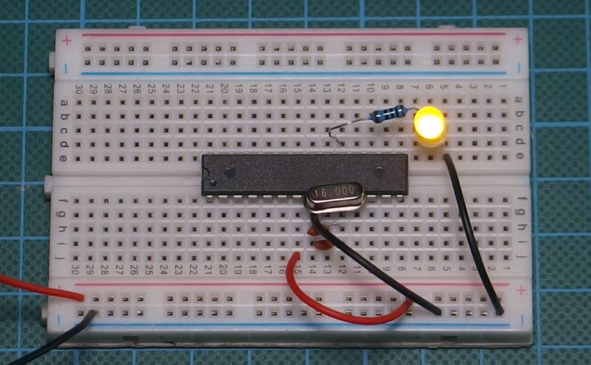 Arduino (Atmega328p) on a Breadboard