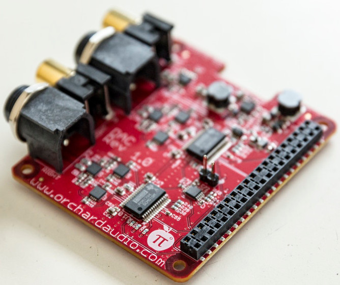 ApplePi DAC Audio HAT Add-on For The Raspberry Pi Features 24-bit DAC And A 128dB SNR