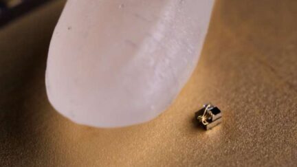 Michigan Micro Mote – The World’s Smallest Computer