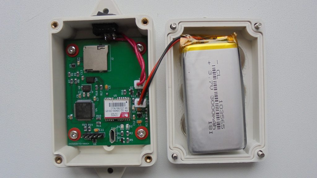 Open Source SD Card GPS logger based on ST microcontroller Open Source SD Card GPS logger based on ST microcontroller