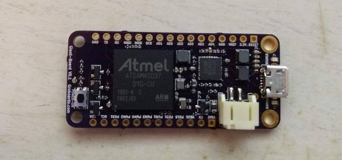 Groboard “Giant Board” runs Linux and follows Adafruit Feather form-factor