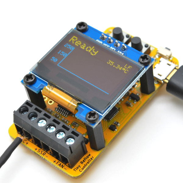 Tiny Reflow Controller V2 features an OLED display