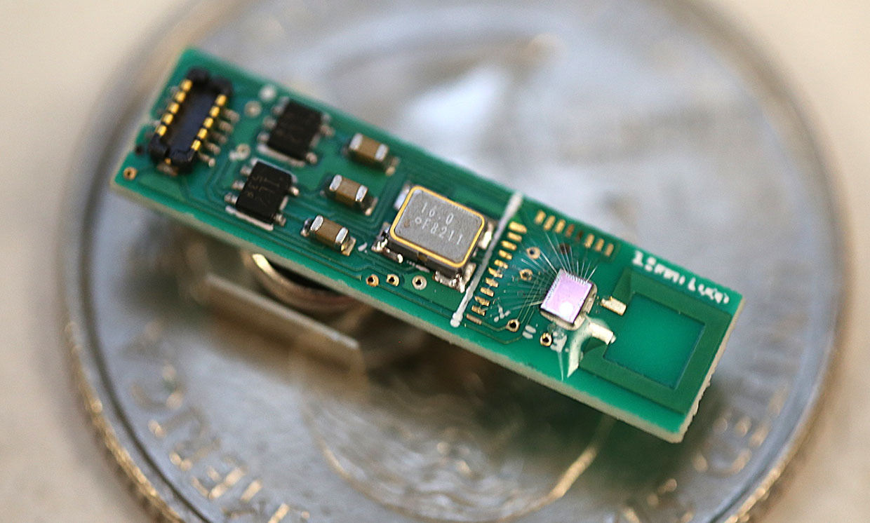 Teeny-Tiny Bluetooth Transmitter Runs on Less Than 1 mW Teeny-Tiny Bluetooth Transmitter Runs on Less Than 1 mW