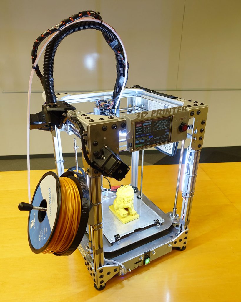 Hephaestus – a fully DIY 3D printer