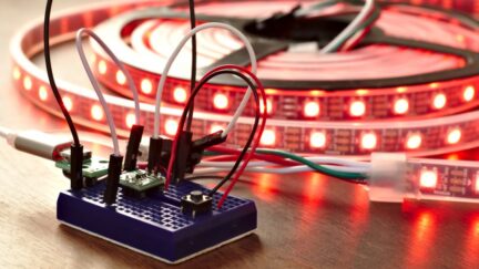 3 cent PMS150C MCU drive 300 WS2812B LED’s