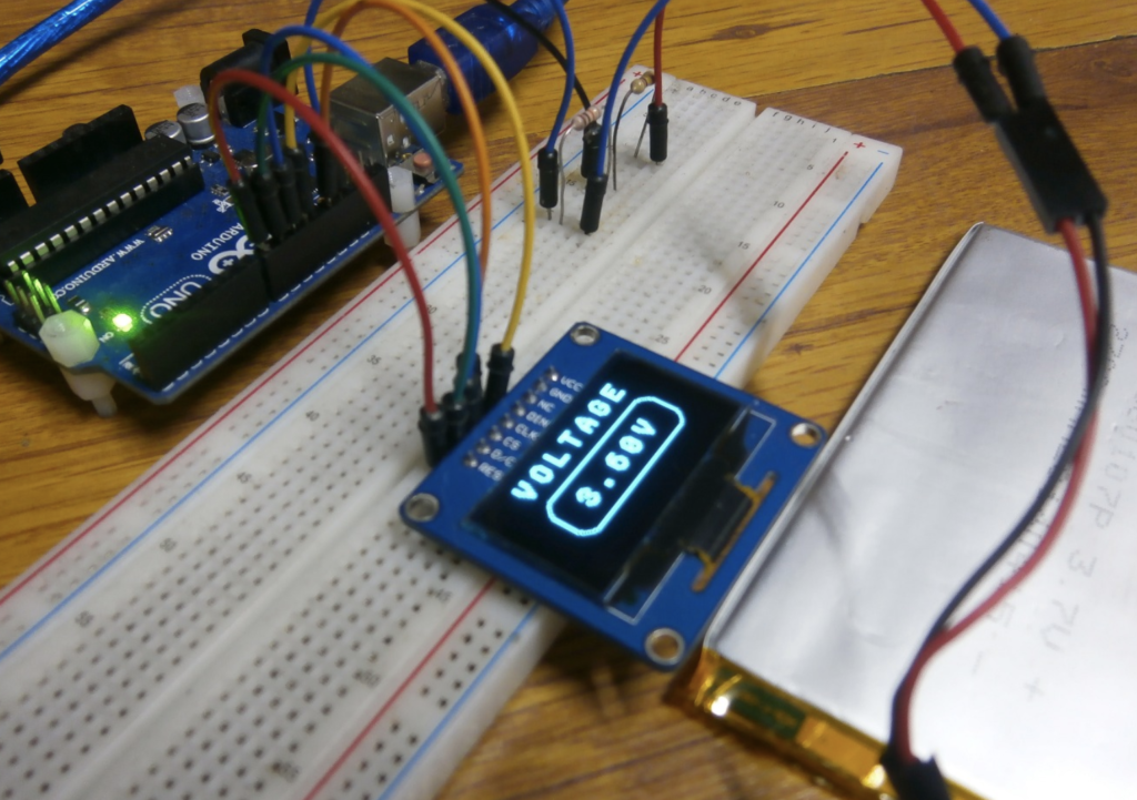 Arduino Voltmeter using SH1106 OLED display