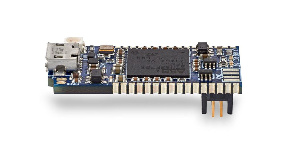 Compact debug probe accelerates STM32 application development