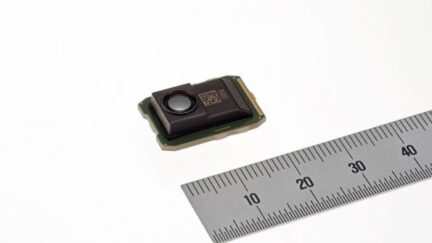 Thermal diode infrared sensor identify types of heat sources