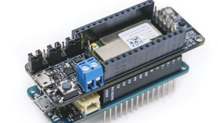 UnaMKR Sigfox Monarch Dev Kit Follows Arduino MKR Form Factor