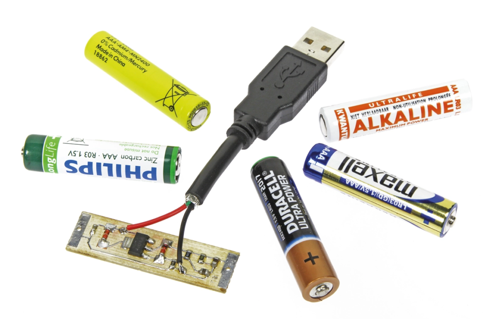 Free Elektor Article: USB Pseudo Battery