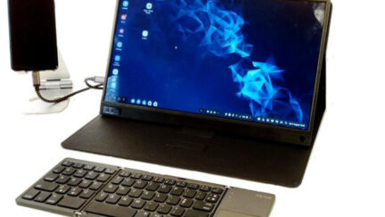Sm@rtDock 15 Touch is a 15″ 2-in-1 Laptop Dock for Samsung DeX Devices and Smartphones with a USB-C Port