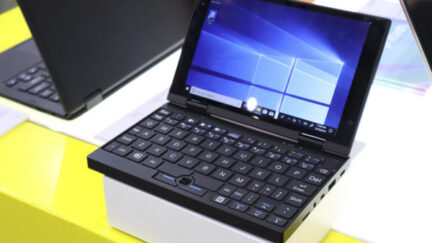 Pretech F700Mi Low Cost 7″ Fanless Mini Laptop Features an Intel Atom X5 Cherry Trail Processor