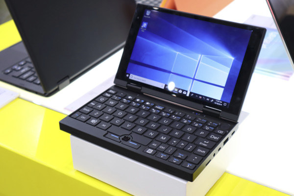 Pretech F700Mi Low Cost 7″ Fanless Mini Laptop Features an Intel Atom X5  Cherry Trail Processor 